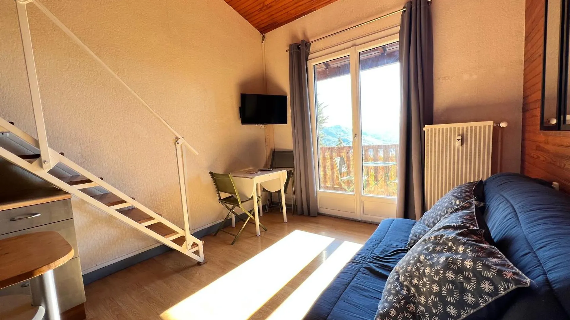 Appartement Studette Et Studio En Montagne Proche Stations De Ski Et Lac Prunières